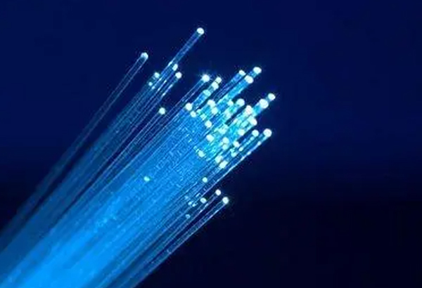 AT&T：到2023年將投資約480億美元，以擴(kuò)大光纖互聯(lián)和5G無線服務(wù)