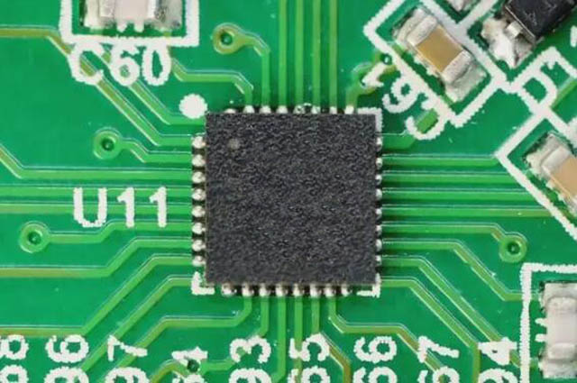 收購(gòu)【NXP】 Layerscape 處理器，雷達(dá)收發(fā)器，汽車 MCU，系統(tǒng)基礎(chǔ)芯片