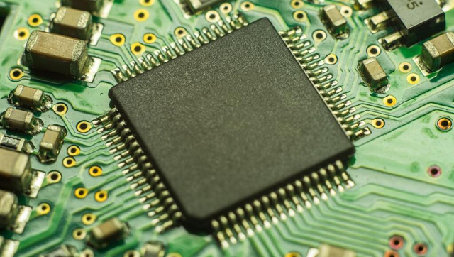 收購【Intel】現(xiàn)場可編程門陣列：Stratix IV FPGAs、SoC FPGAs、Cyclone 10 FPGAs、Arria FPGAs